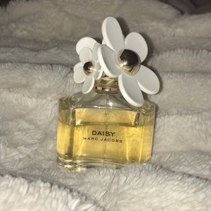 Daisy by Marc Jacobs